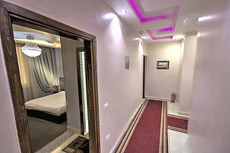 Capital Hotel Kairo Bagian luar foto