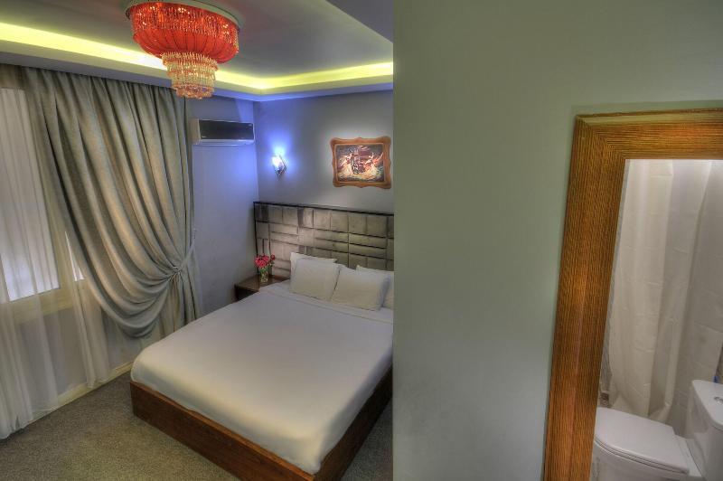 Capital Hotel Kairo Bagian luar foto
