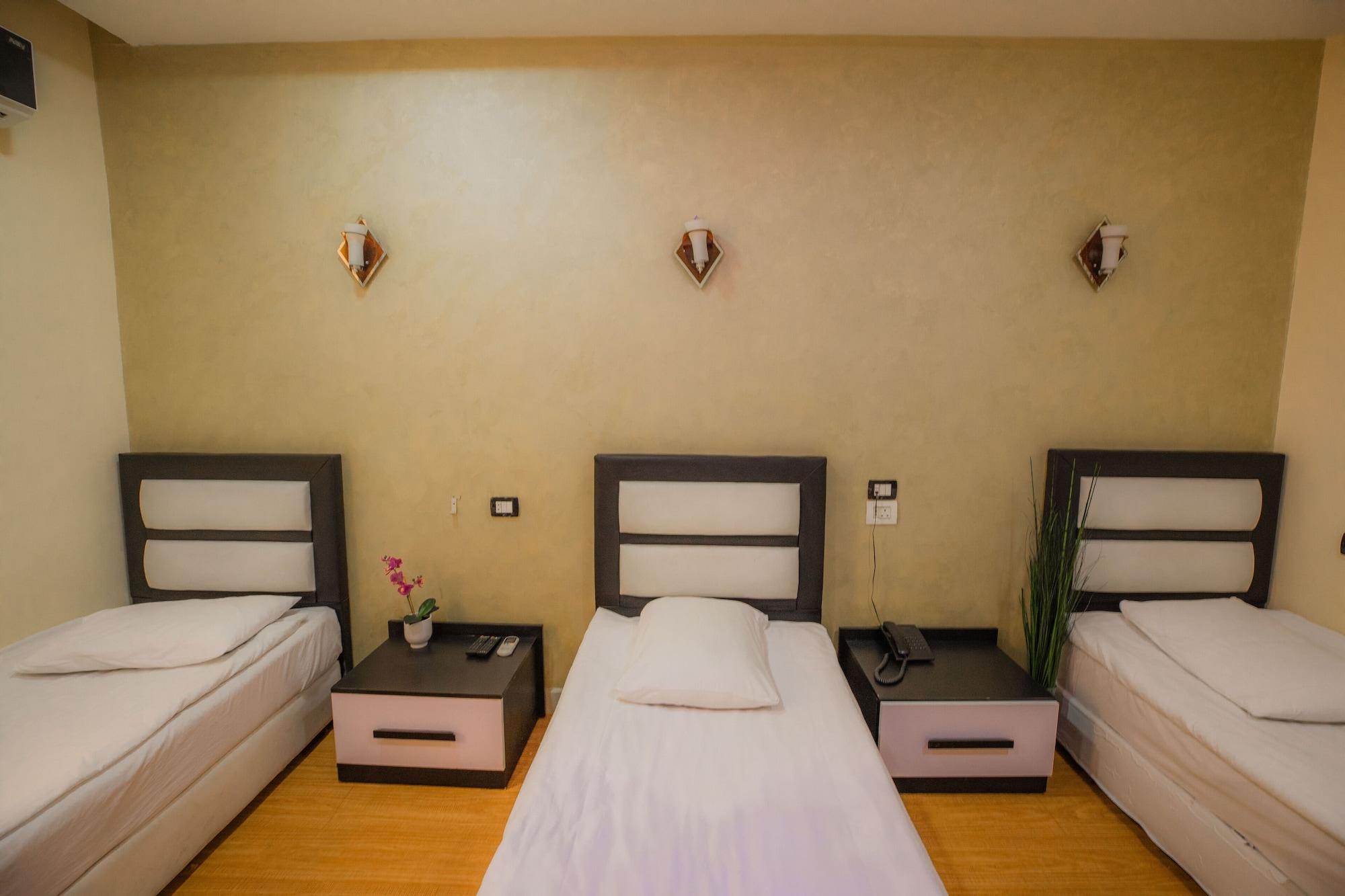 Capital Hotel Kairo Bagian luar foto