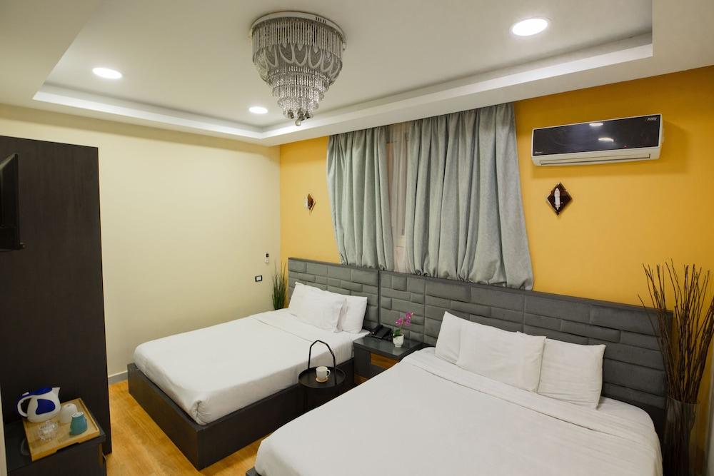 Capital Hotel Kairo Bagian luar foto