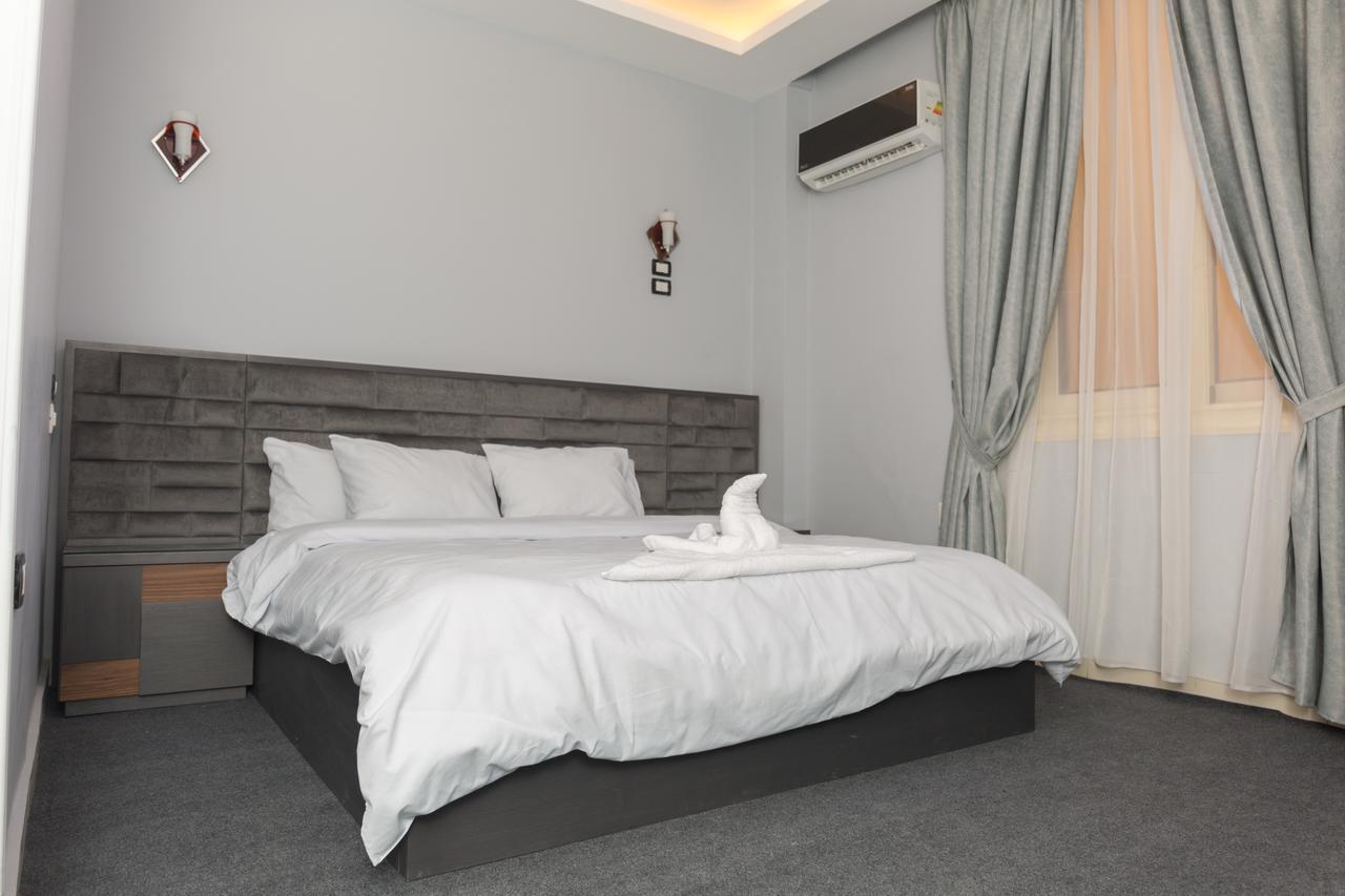 Capital Hotel Kairo Bagian luar foto