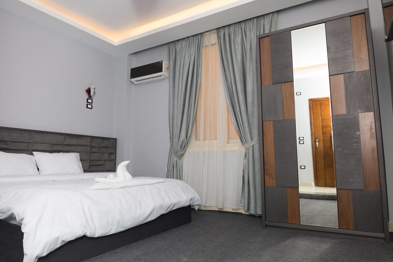 Capital Hotel Kairo Bagian luar foto